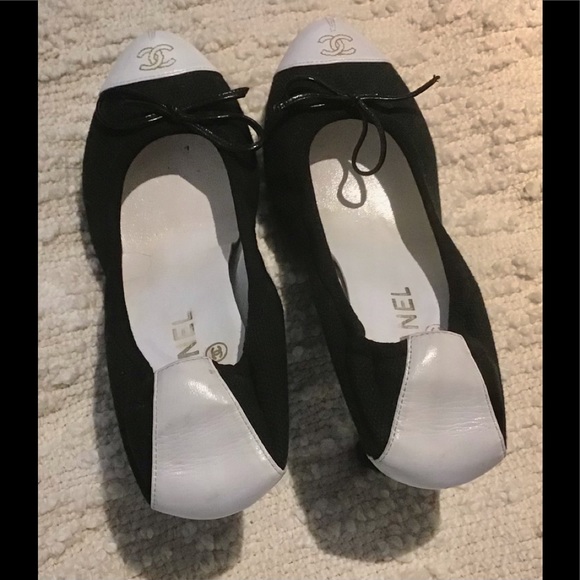 CHANEL Pumps...Authentic - Picture 4 of 8